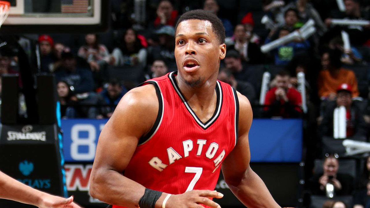 Kyle Lowry lập triple-double đầu tiên trong mùa giải