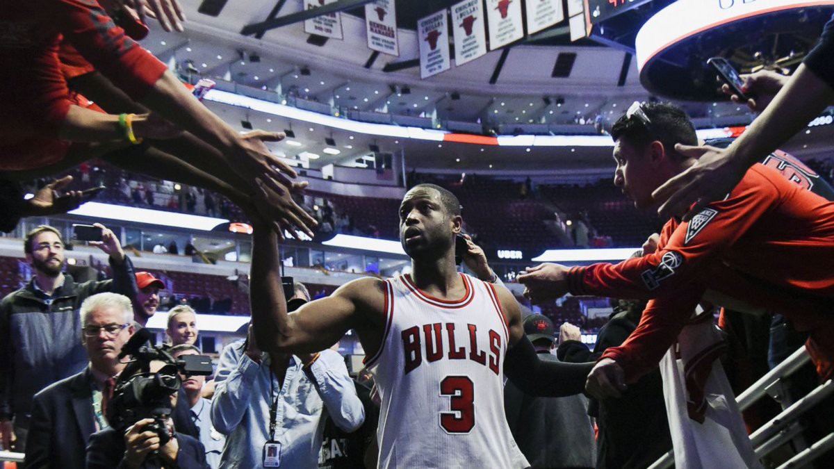 Wade được chào đón như người hùng ở Chicago Bulls