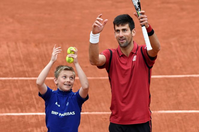 Djokovic sẽ tiếp tục màn ăn mừng sau trận chung kết ngày hôm nay? 