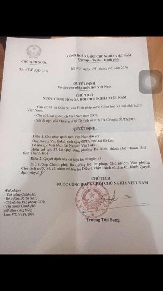 Quyết định nhập quốc tịch Việt Nam của Nguyễn Van Bakel