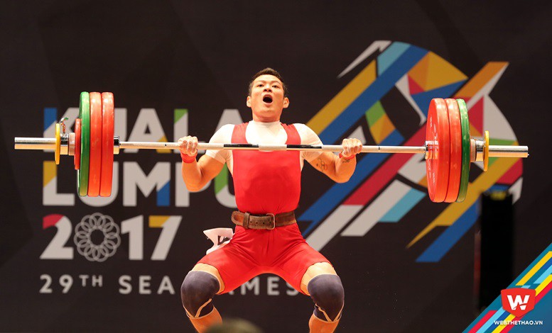 Kim Tuấn không thành công ở mức cử đẩy 153kg