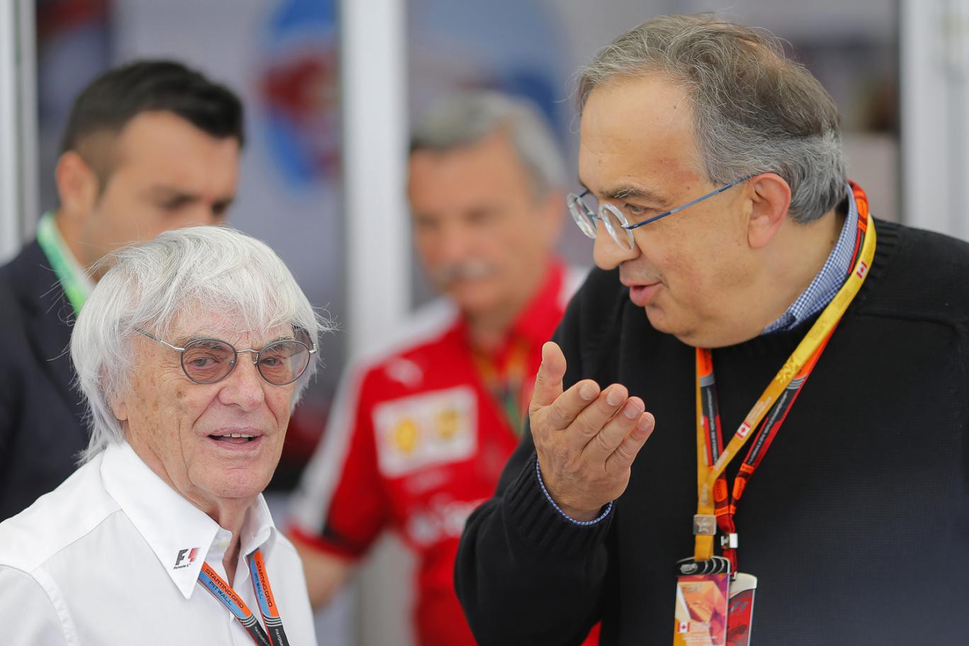 Chủ tịch Ferrari, Sergio Marchionne (phải)