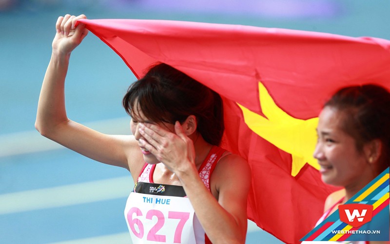 Phạm Thị Huệ xúc động với tấm huy chương thứ 2 tại SEA Games năm nay