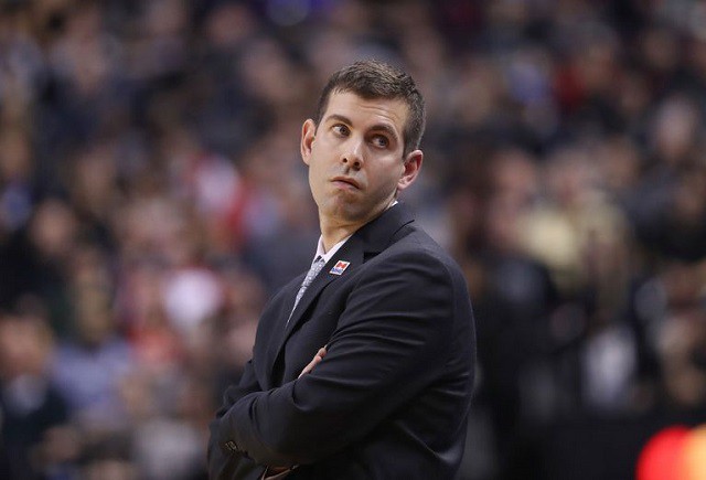 HLV Brad Stevens còn nhiều việc cần làm để giúp Boston tiến sâu ở vòng Play-off