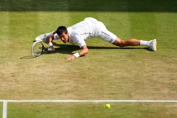 Djokovic có khả năng trượt trên mọi mặt sân