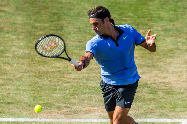 Federer mới trở lại thi đấu sau 2 tháng nghi ngơi