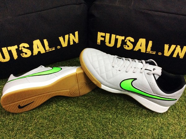 Giày Futsal nhãn hiệu Joma. Ảnh: Futsal.vn