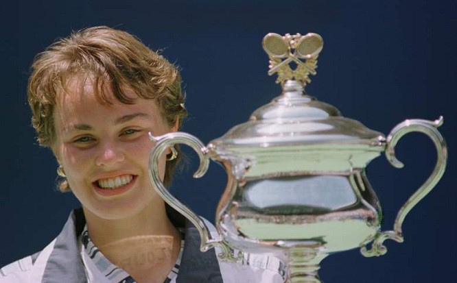 Hingis với Grand Slam đầu tiên ở Australian Open khi mới 16 tuổi