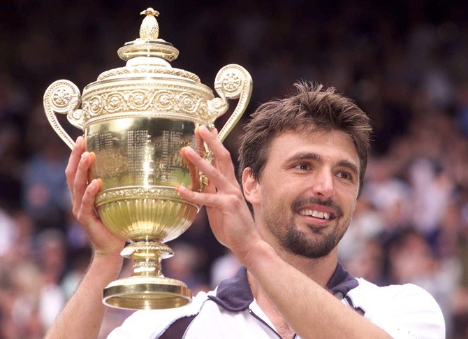 Goran Ivanisevic với danh hiệu Wimbledon 2001