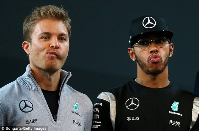 Bộ đôi của Mercedes, Nico Rosberg (trái) và Lewis Hamilton