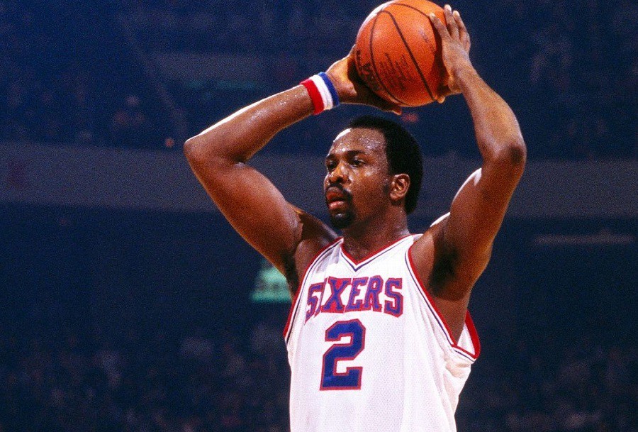 Cầu thủ từng 3 lần nhận giải MVP, Moses Malone qua đời vì đau tim