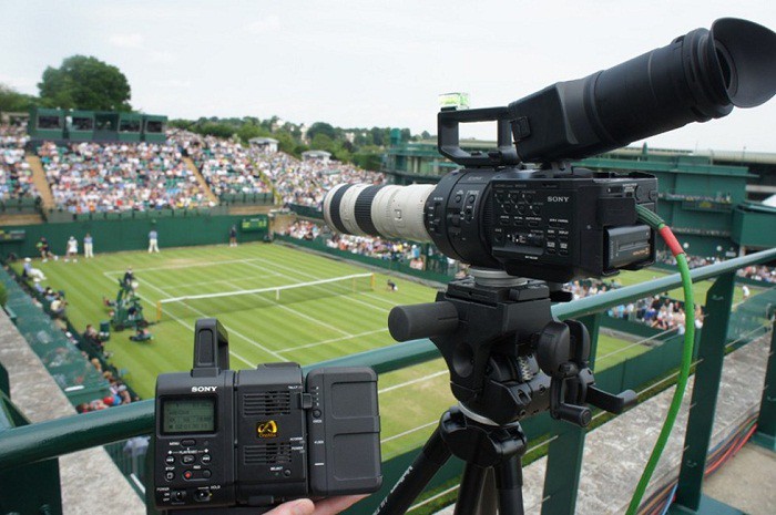 Mỗi sân đấu thường có từ khoảng 3 đến 14 camera hoạt động