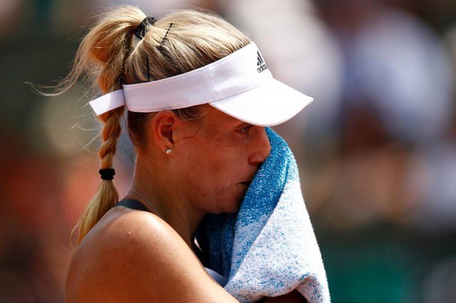 Kerber lập kỷ lục buồn tại Roland Garros