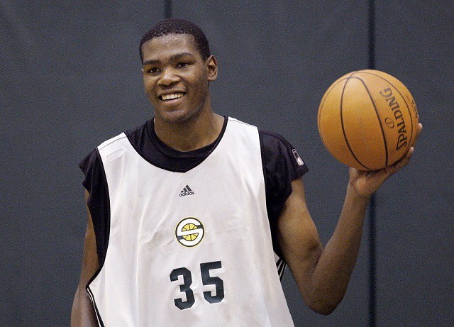 Durant không để thất bại ở NBA Draft Combine đánh gục mình
