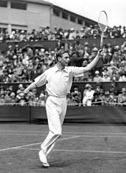 Công tước xứ York (sau này là Vua George VI) thi đấu tại Wimbledon 1926
