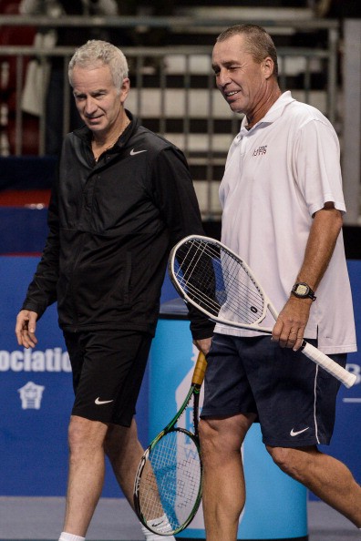 Hai cựu số 1 thế giới, John McEnroe (trái) và Ivan Lendl