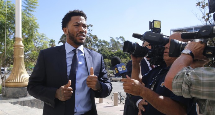 Derrick Rose sau buổi xét xử tại Los Angeles vào tuần trước