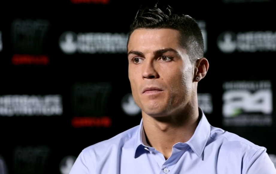 Ronaldo không hài lòng với cách làm việc của BLĐ Real