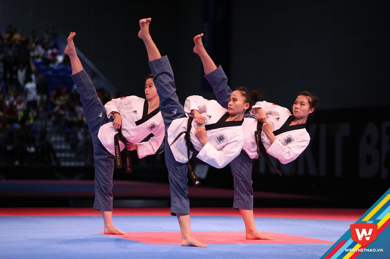 Bài thi quyền đồng đội nữ của đội taekwondo Việt Nam