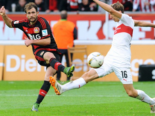 Tiền đạo Admir Mehmedi chính là người hùng của Bayern Leverkusen với bàn thắng ấn định tỉ số ở phút 89