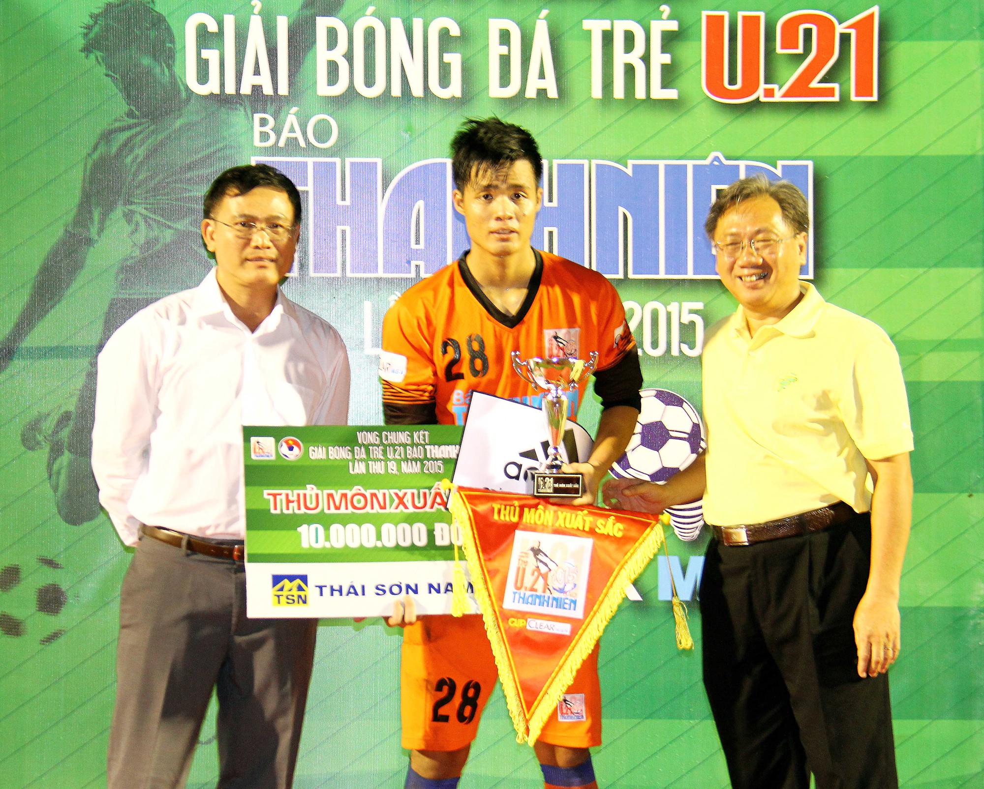 Màn trình diễn xuất sắc của Đặng Ngọc Tuấn góp phần quan trọng vào thành tích á quân của U21 An Giang ở VCK U21 Báo Thanh Niên vừa qua (Ảnh: Dương Thu) 