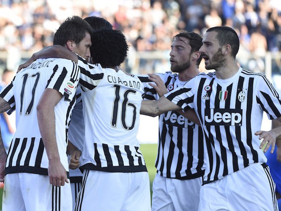 Juventus cho thấy những tín hiệu hồi sinh bằng màn lội ngược dòng thành công trước Empoli nhờ các bàn thắng của Mario Mandzukic, Patrice Evra cùng Pablo Dybala, qua đó có lần đầu tiên thắng 2 trận liên tiếp ở Serie A mùa này và leo lên nửa trên bảng xếp hạng