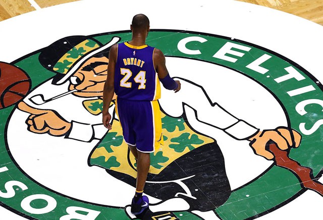 Cận cảnh Nike Kobe 11 phối màu “Achilles Heel”.