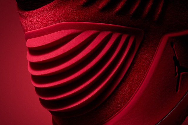 Phần gót của Jordan 32 với các gân nổi lớn lấy cảm hứng từ gót của Air Jordan 2.