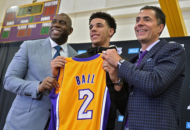 Lonzo Ball sẽ mang đến làn gió mới cho Los Angeles Lakers