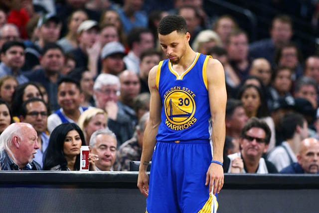 Màn thể hiện của Stephen Curry hoàn toàn trái ngược với những gì anh nói trước báo giới trước khi trận đấu diễn ra