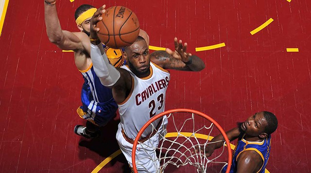 Sức mạnh của LeBron là không thể chối bỏ, nhưng như vậy liệu có đủ?