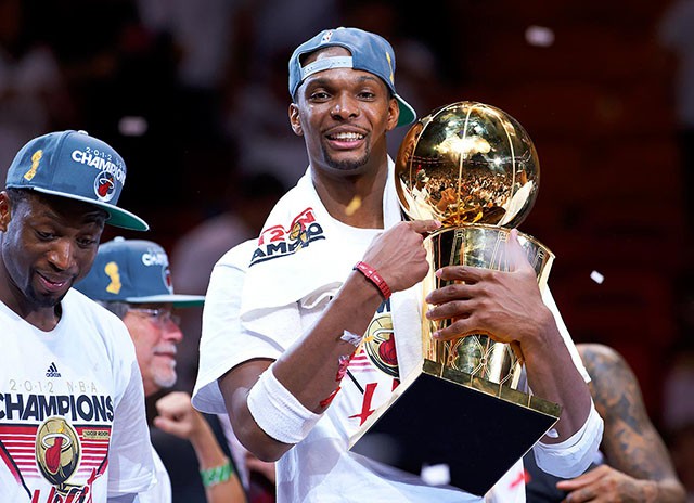 Đến với Miami Heat giúp Chris Bosh đạt được hai chiếc cúp vô địch đầy quý giá.