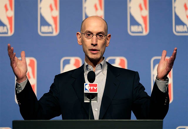 CEO Adam Silver lo lắng về hình ảnh NBA có thể tổn hại do các siêu sao được nghỉ quá nhiều.