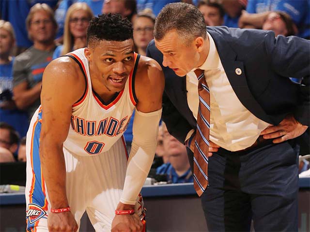 HLV Billy Donovan hiểu rõ cách để Westbrook thể hiện tốt nhất.