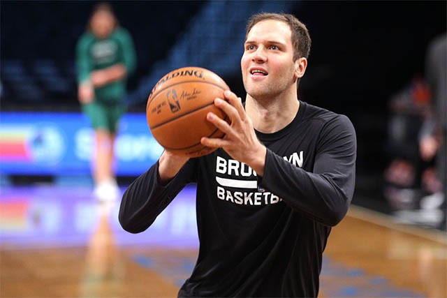 Sau 27 điểm của Bogdanovic, Raptors sẽ cần chú ý tới cầu thủ này nhiều hơn.