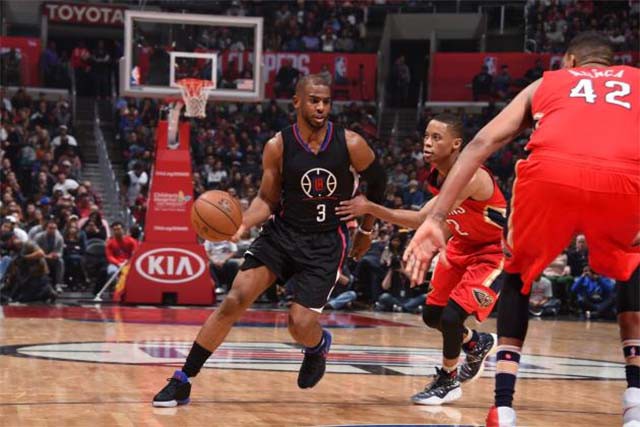 CP3 có màn trình diễn chói sáng trước Hornets.