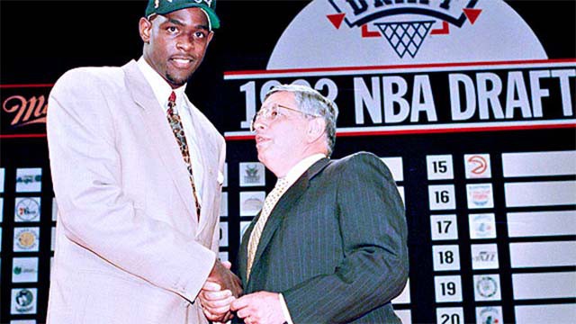 Orlando Magic may mắn đưa được Chris Webber về dù là đội có ít cơ may thắng draft lottery nhất.