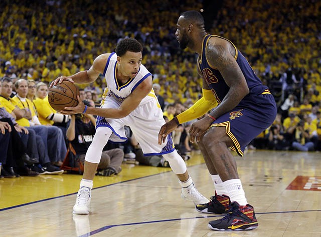 Stephen Curry ít đánh vị trí PG trước lúc được pick