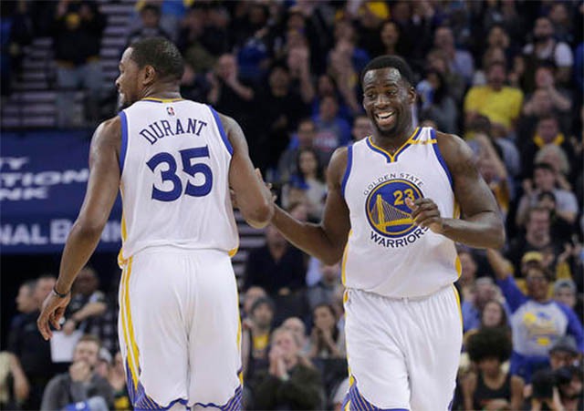 Draymond Green tuyên bố mục tiêu của anh là danh hiệu Cầu thủ phòng ngự hay nhất năm