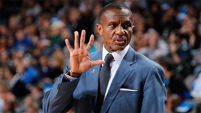 Rõ ràng Dwane Casey không hề xem nhẹ phòng ngự và chuyền bóng.