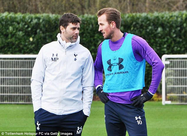 HLV Mauricio Pochettino được Tottenham mời ký hợp đồng mới theo yêu cầu của Harry Kane.
