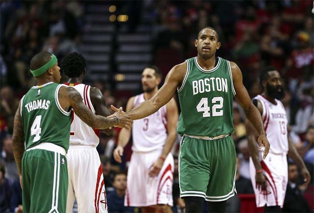 Với bộ đôi sao trẻ Horford-Thomas, Celtics đang đứng thứ 3 khu vực miền Đông.