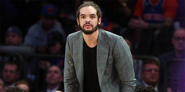 Joakim Noah làm khó New York Knicks đầu mùa sau.