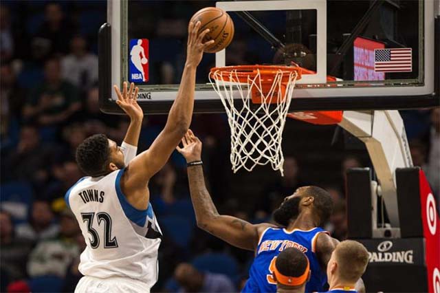 Karl-Anthony Towns đã có buổi tối bùng nổ nhất trong sự nghiệp của mình.