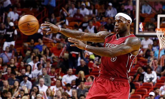 Khả năng chuyền bóng ở vị trí SF là một trong những kỹ năng then chốt khiến LeBron James trở thành cầu thủ vĩ đại thứ 2 trong lịch sử NBA.