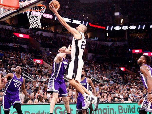 Lão tướng Manu Ginobili vẫn mang đến sự đột biến từ băng ghế dự bị