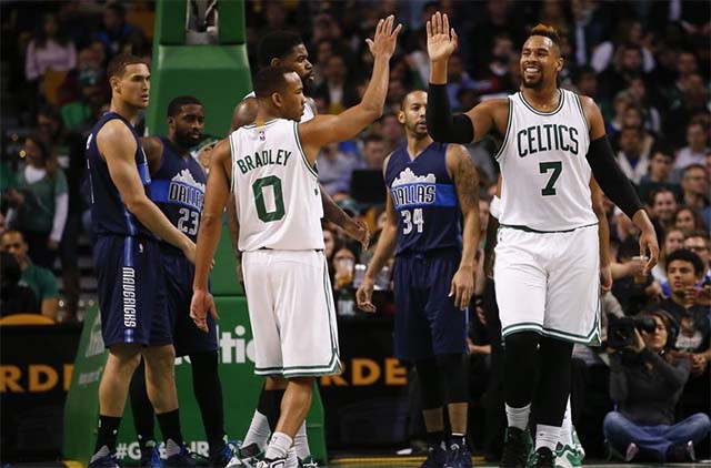 Cả Mavericks lẫn Celtics đều mong có được đội hình mạnh nhất.