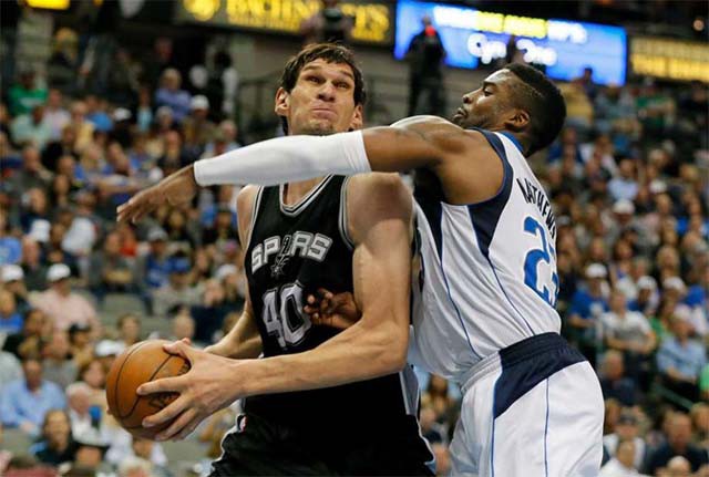 Mavericks đã rất nỗ lực trong trận đấu gặp Spurs vừa qua.