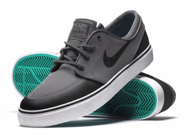 mẫu giày cổ điển như Nike Janoski