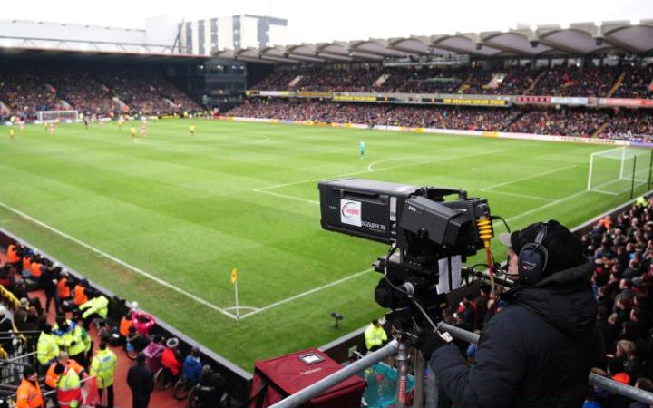 UEFA vừa đồng ý thay đổi hệ thống thi đấu của Champions League theo yêu cầu của truyền hình.